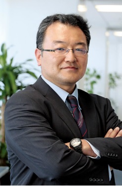 明星大学 経営学部 教授 中小企業診断士 安岡　寛道　氏