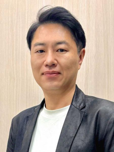 Trust株式会社 ITコンサルティング事業部 シニアマネージャー 山﨑　祐介　氏